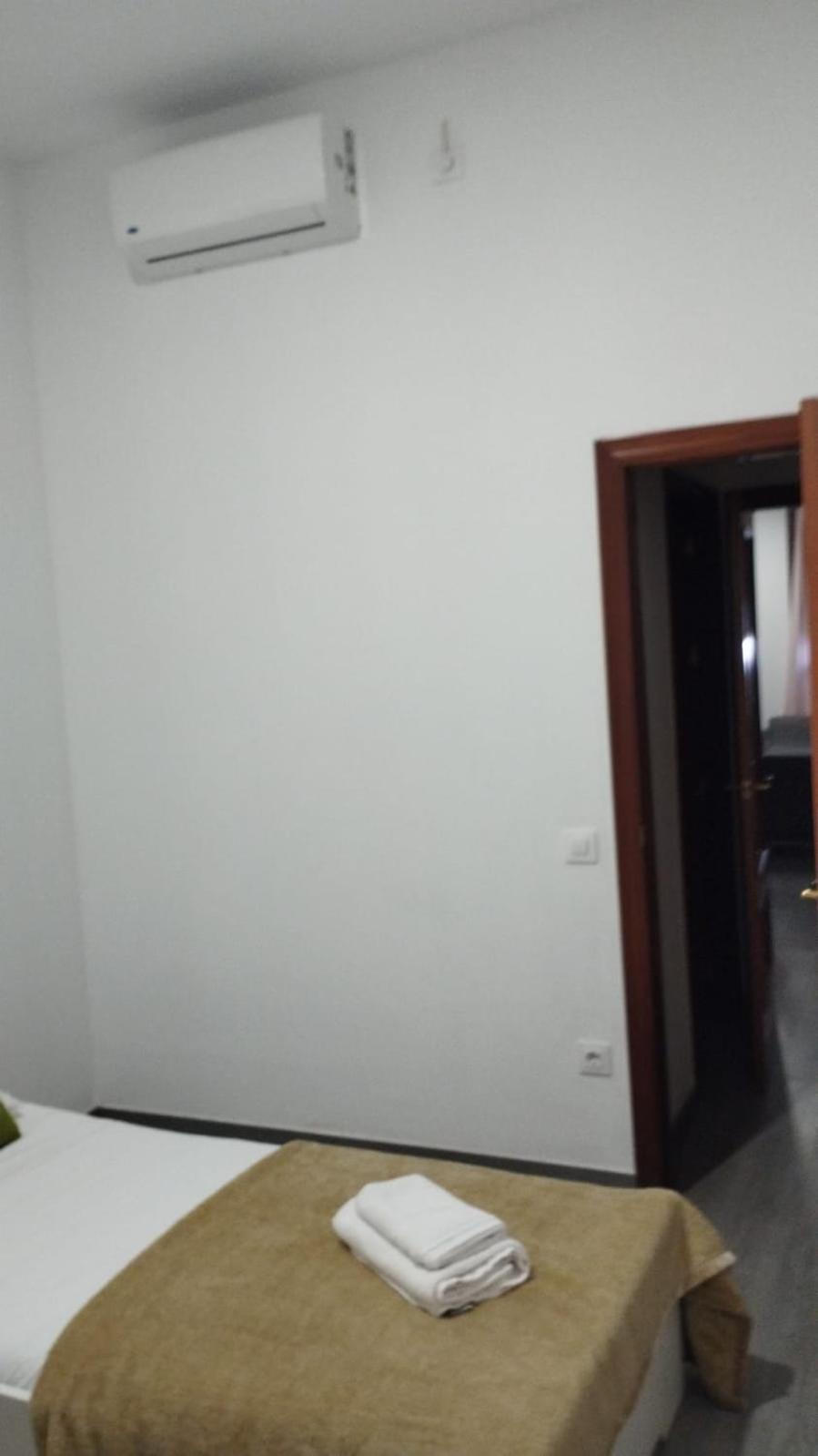 Pelicano Urban Apartment Seville Luaran gambar